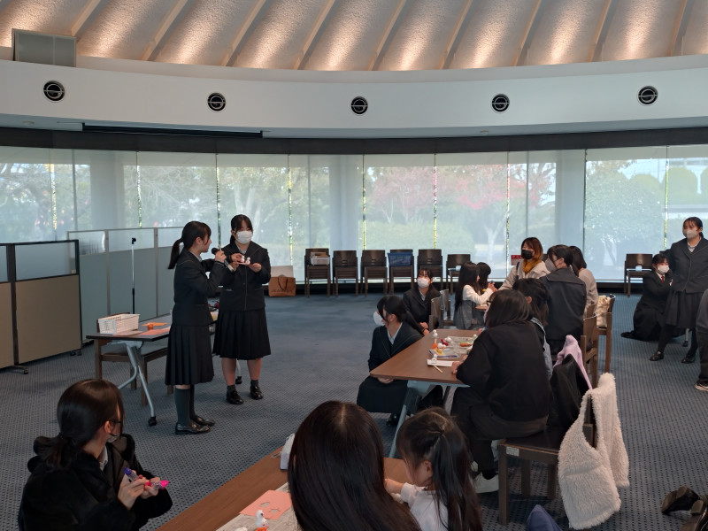 科学絵本読み聞かせ20251213_110027